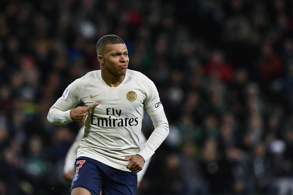 图片报：包含拜仁在内，顶级俱乐部都对汉堡中卫武什科维奇感兴趣